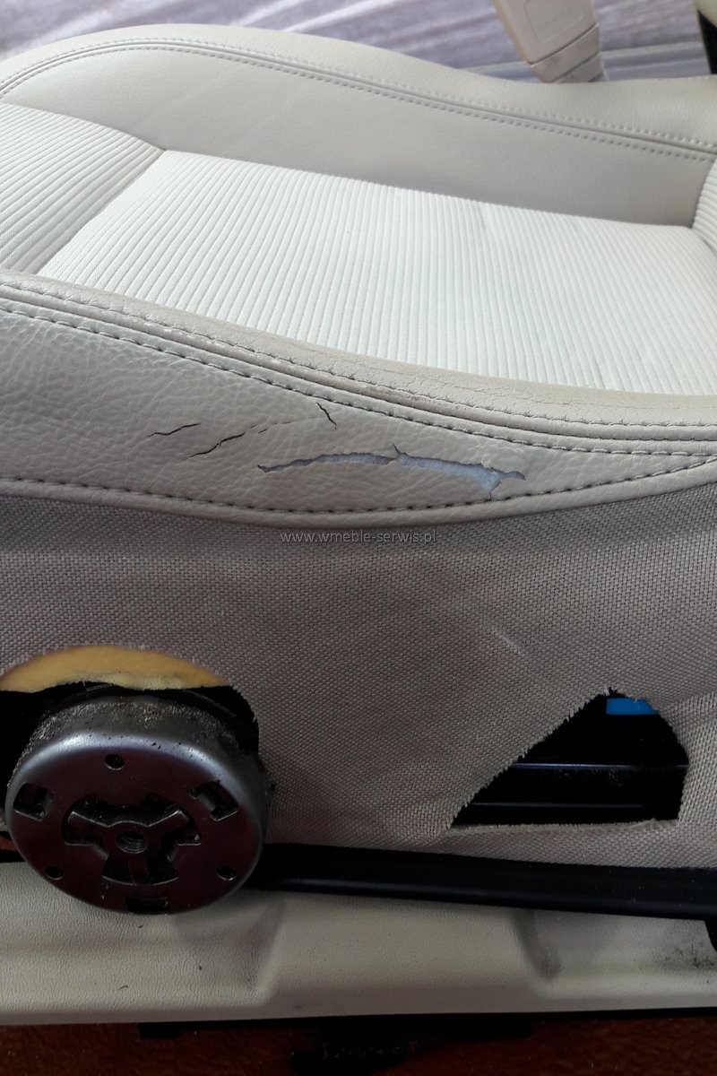 Naprawa tapicerki skóro-podobnej samochodowej