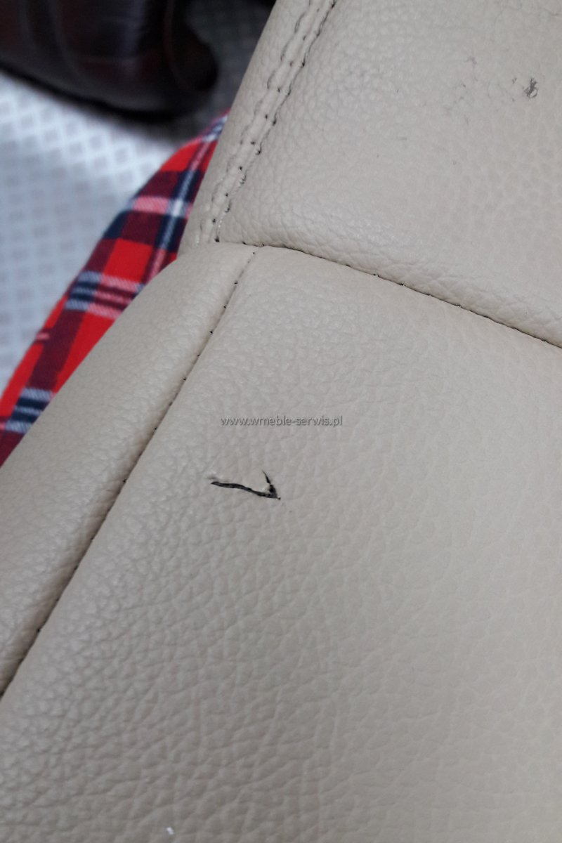 Naprawa tapicerki skóro-podobnej samochodowej