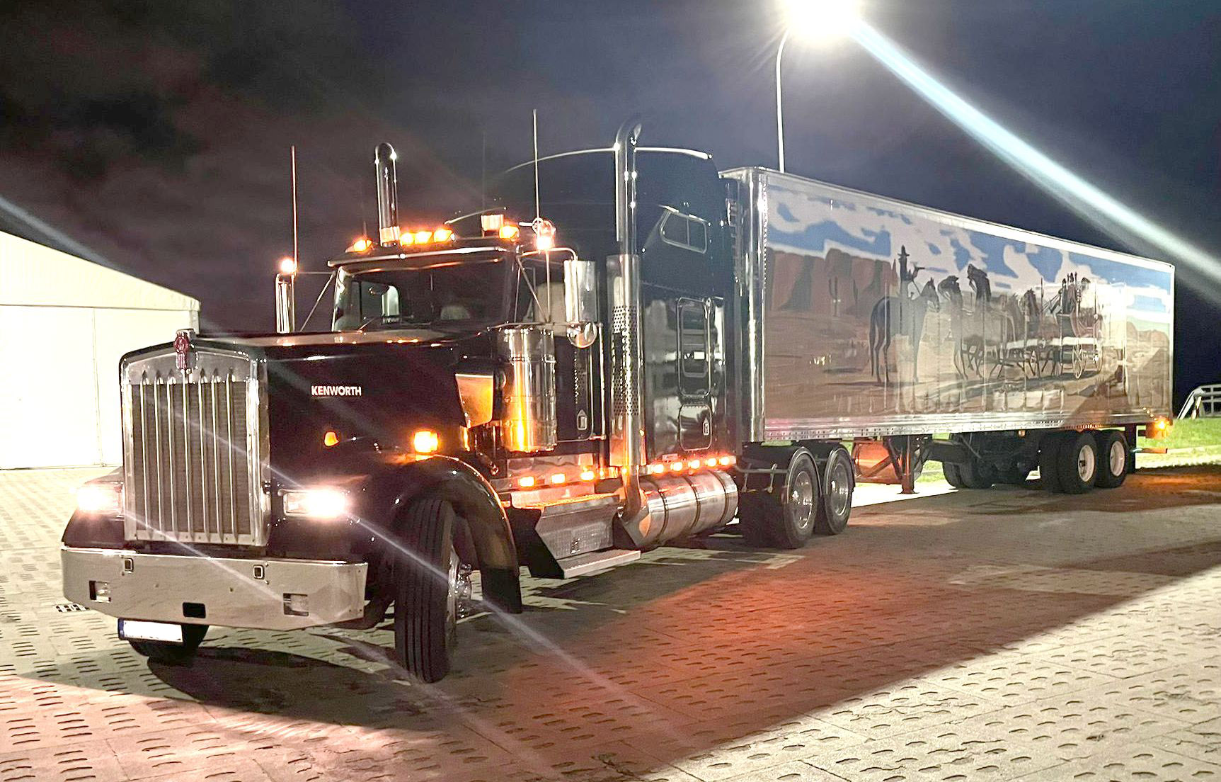 Renowacja panelu przycisków kierownicy Kenworth W900