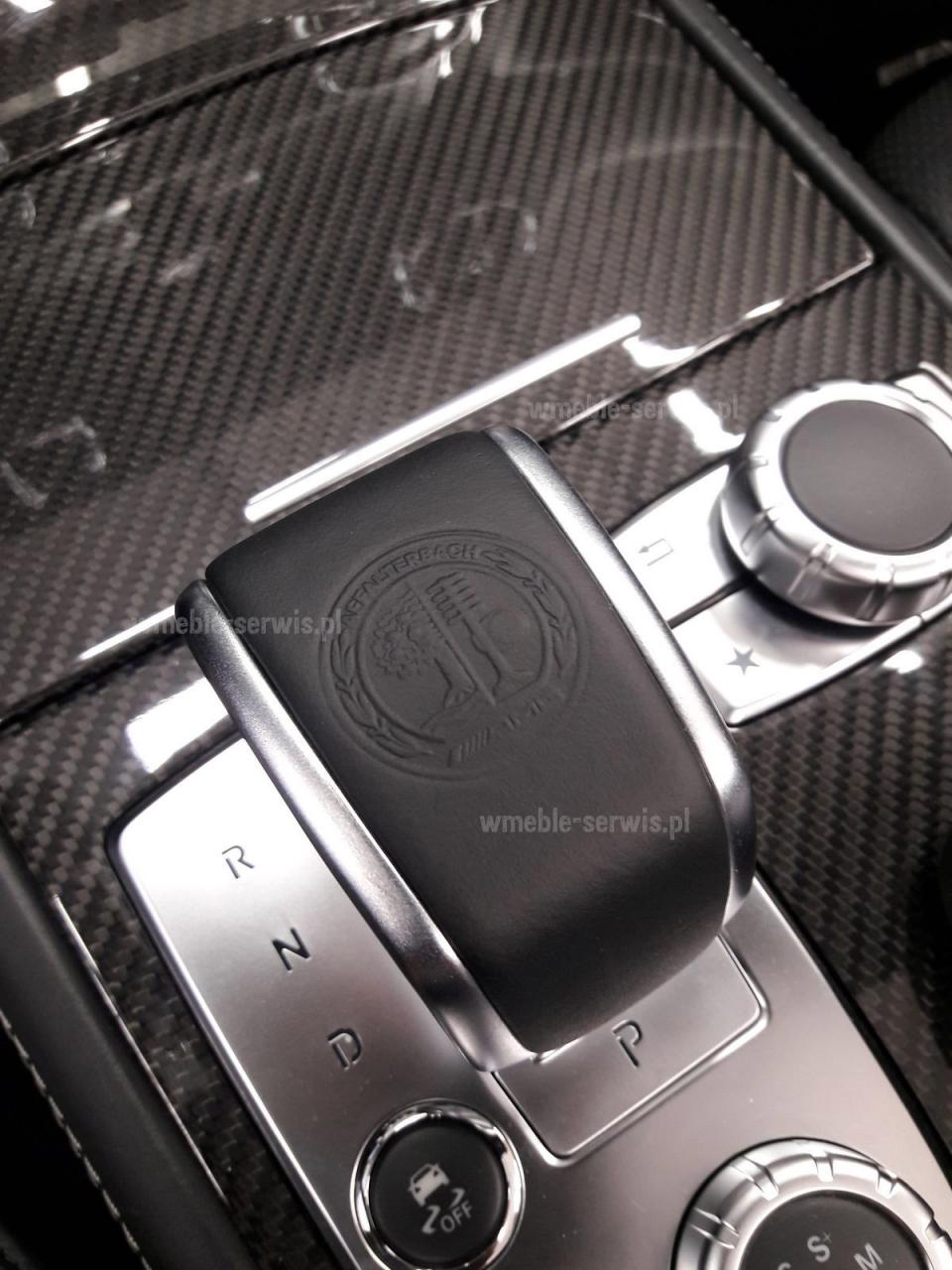 Naprawa skór w mercedesie SL63 cabrio